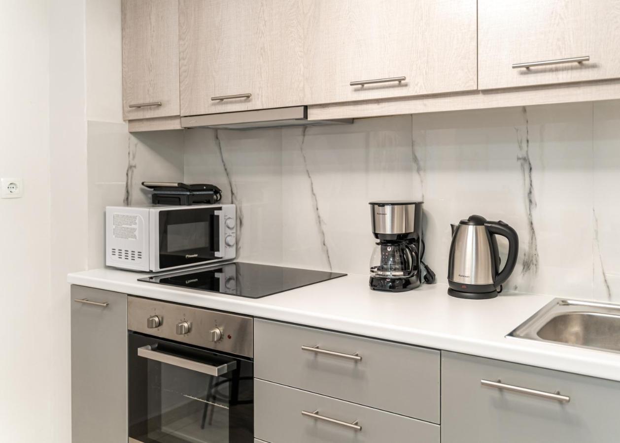 Spacious 2Bd Apt Next To Metro Ateny Zewnętrze zdjęcie